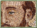 Detalhe do rosto de São Francisco de Assis em mosaico